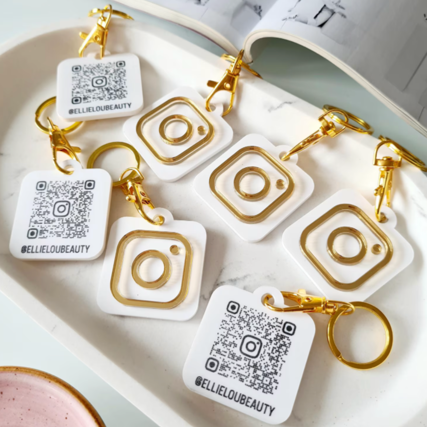 QR CODE  KEYCHAIN TAG